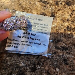 Beautifully Blooming Size 8 Bomb Party Ring